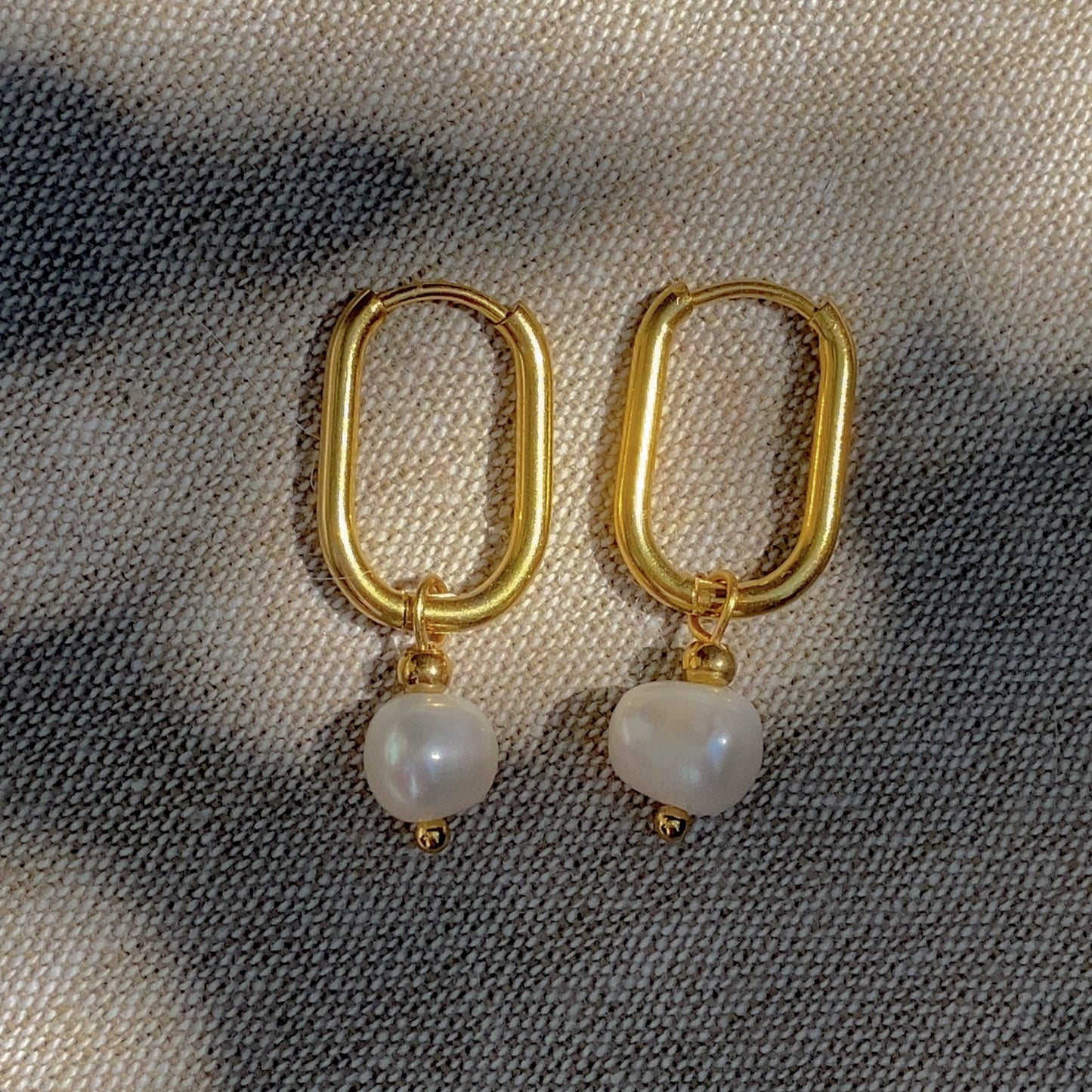 Oval Summer Hoops