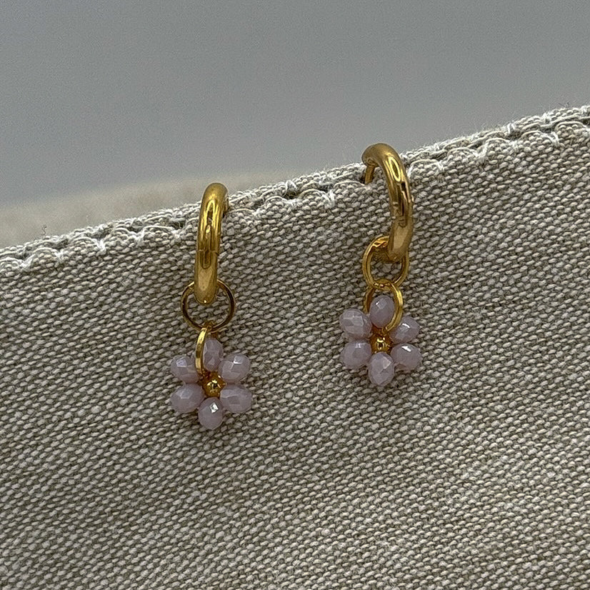 Daisy Hoops Flieder