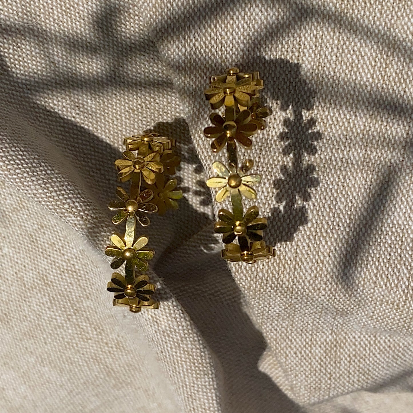 Daisy Bloom Creoles