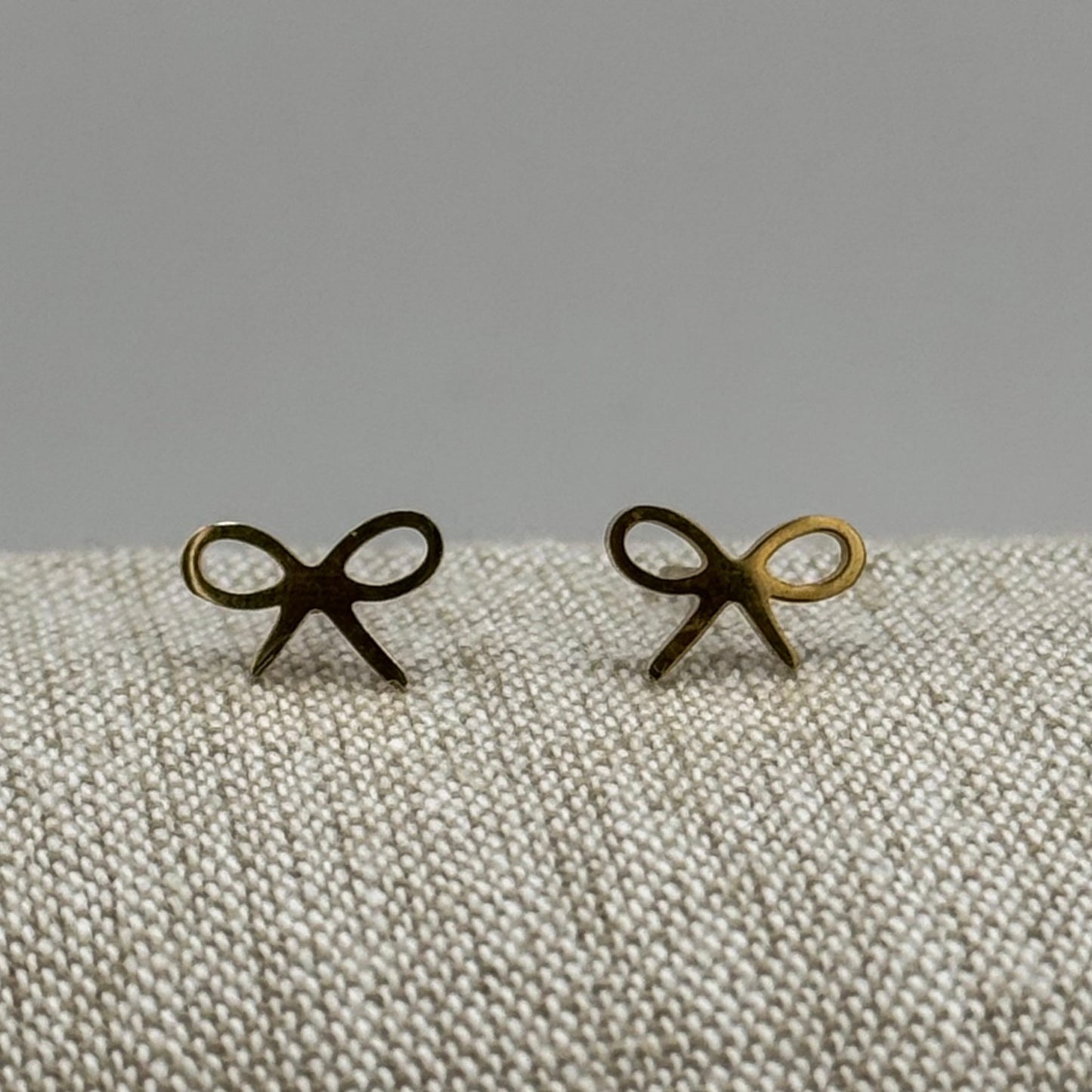 Bow Earring