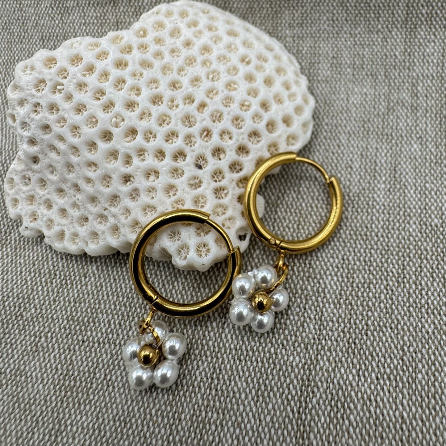 Daisy Pearl Hoops
