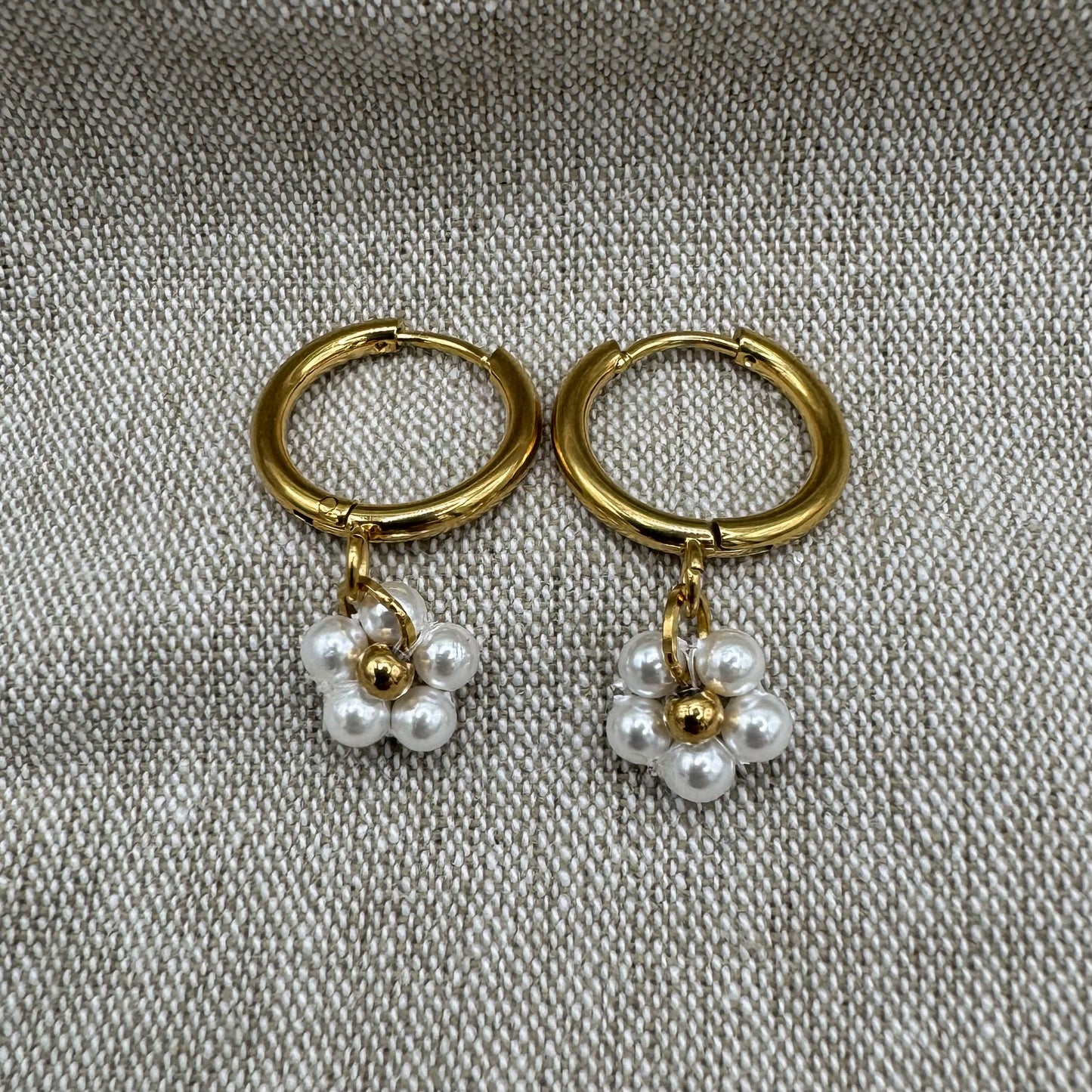 Daisy Pearl Hoops