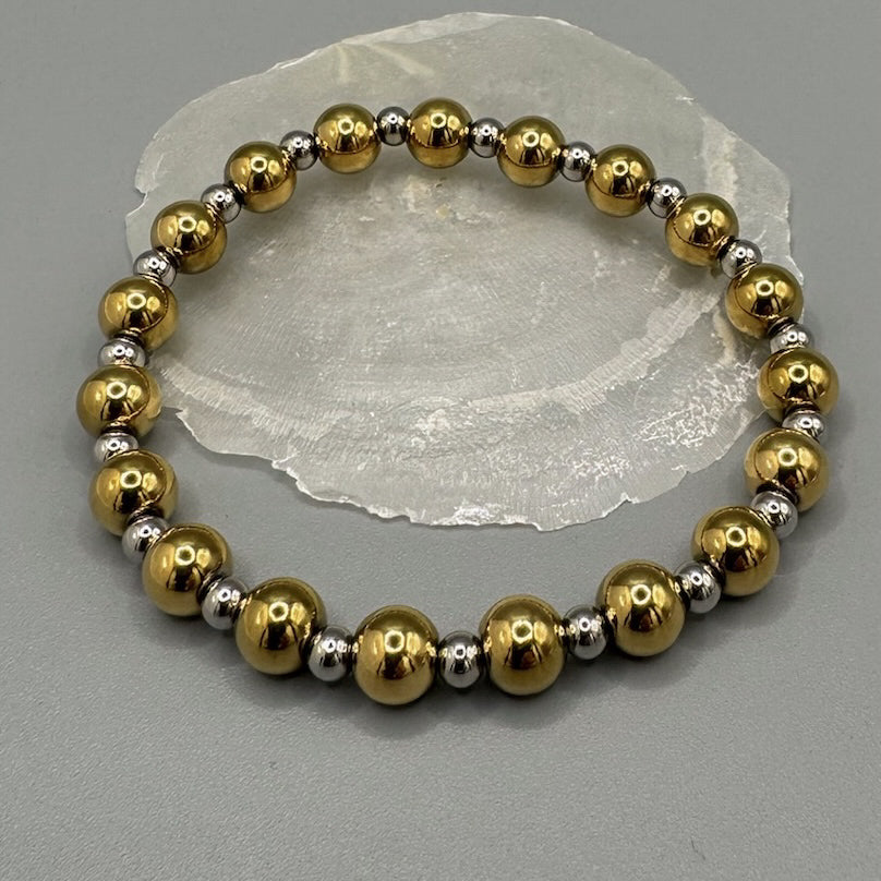 Bicolor Bead Bracelet Medium