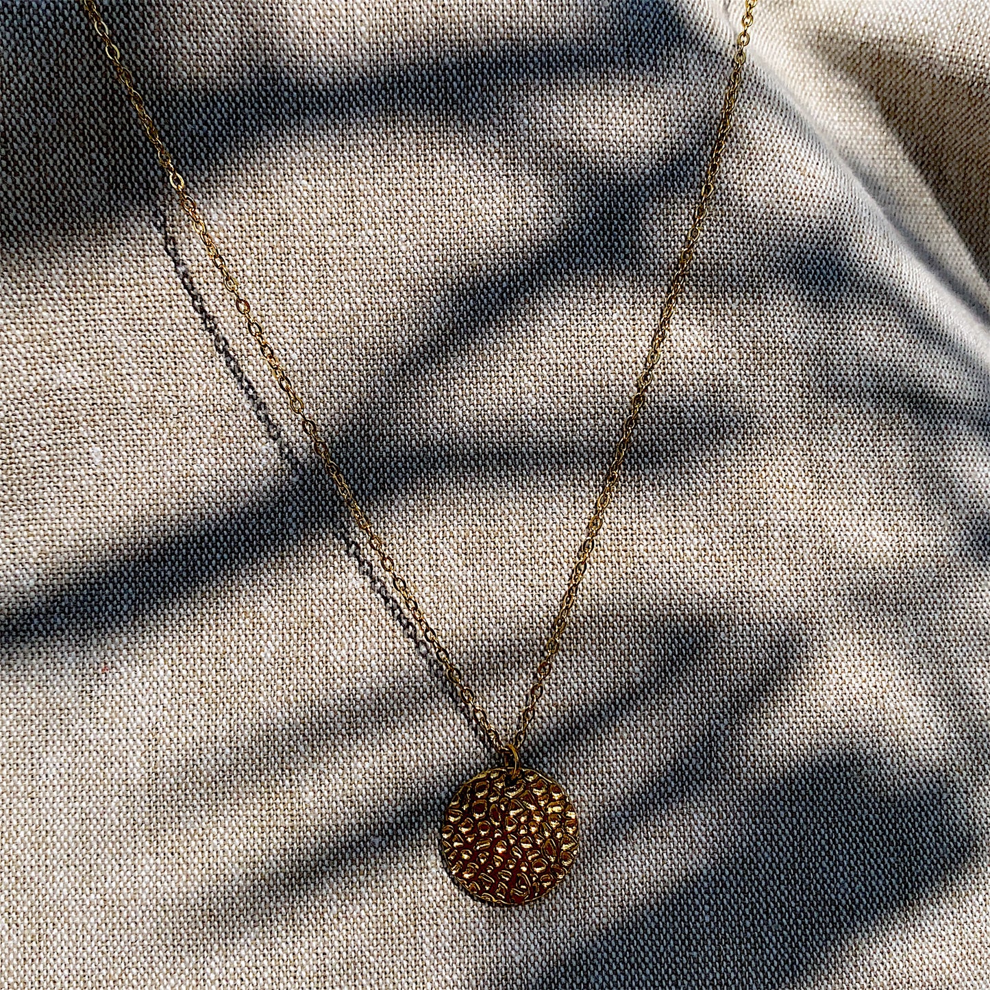 Golden Plate Necklace Gold