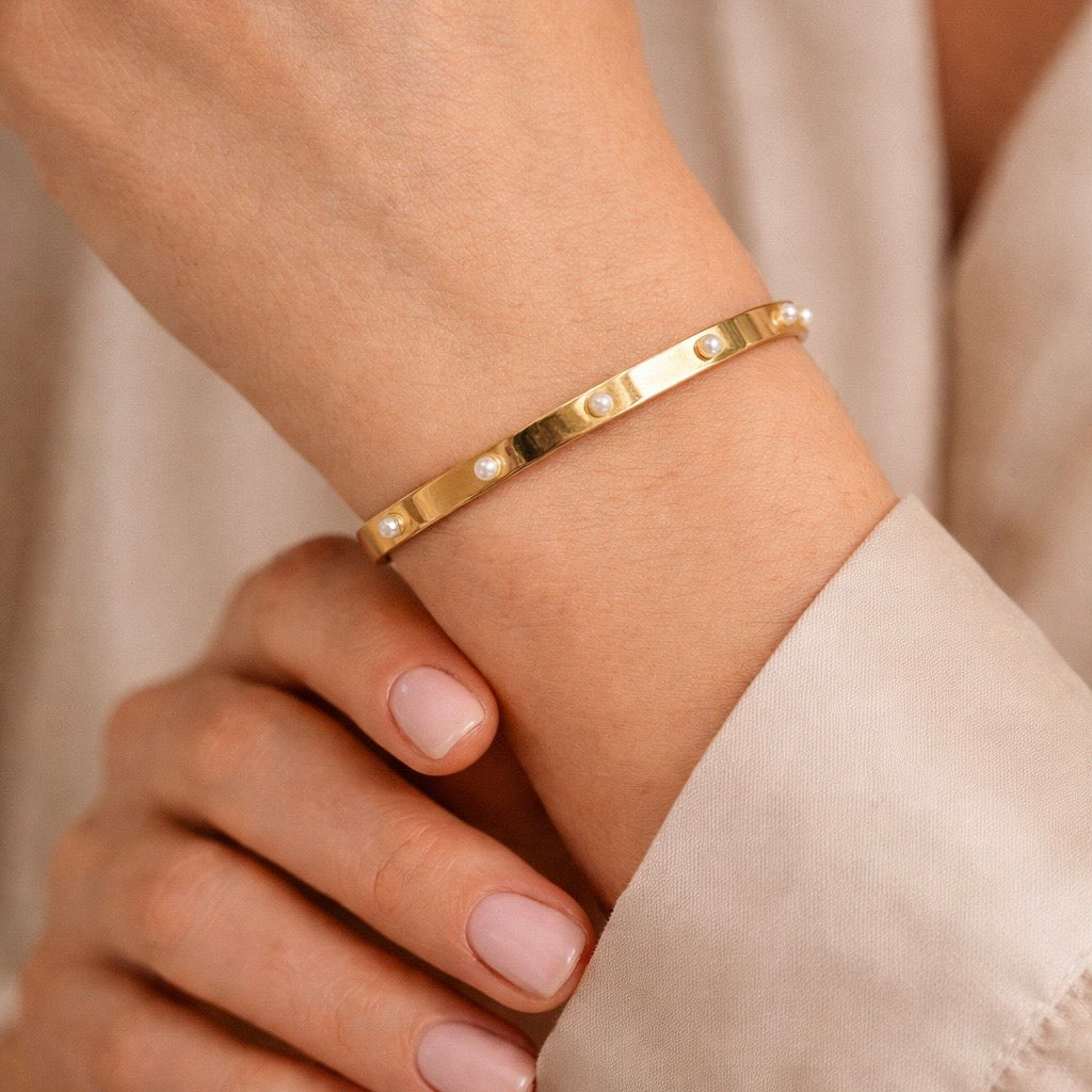 Pearly Bangle