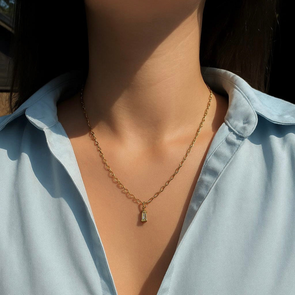 Unique Zirkonia Necklace
