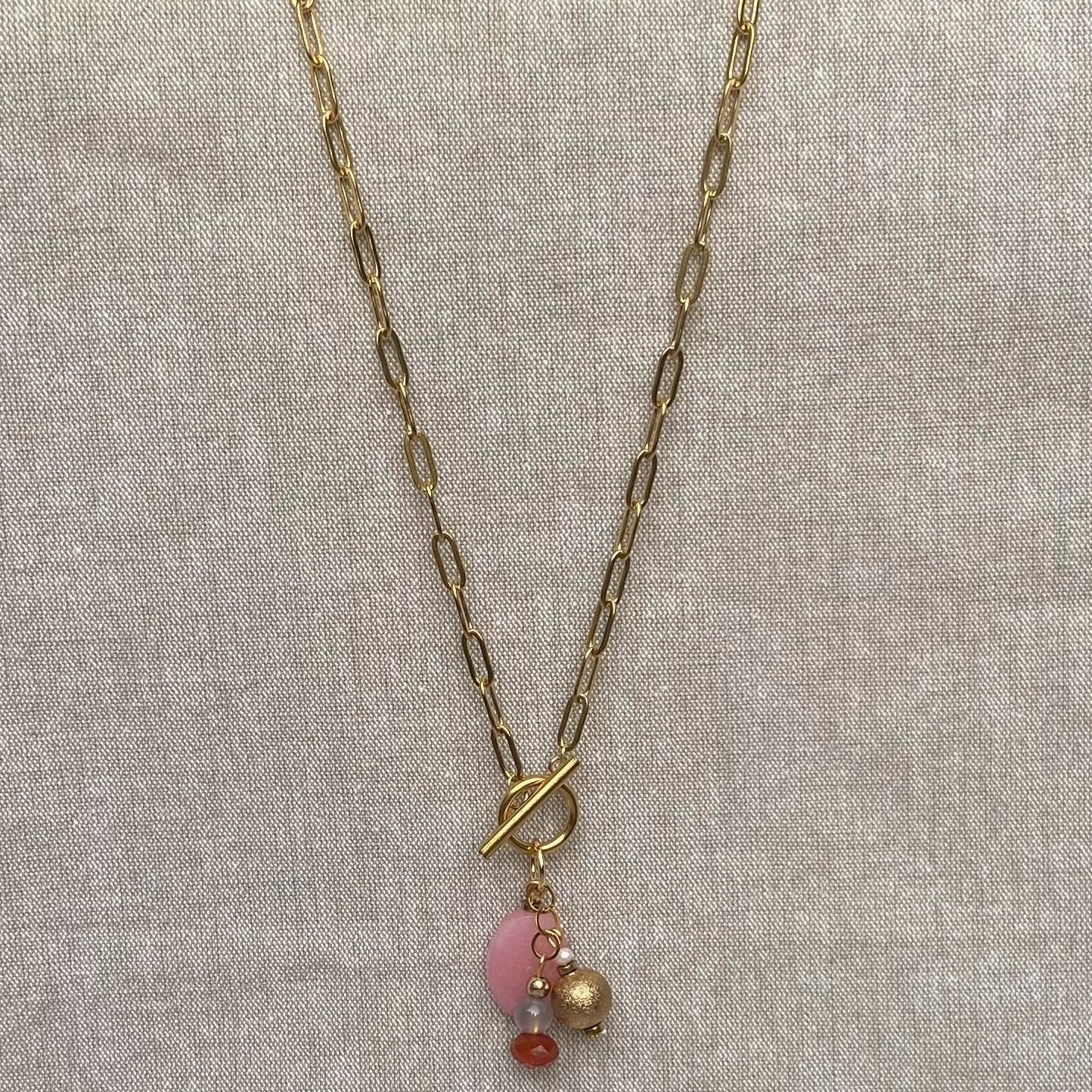 Unique Blush Necklace