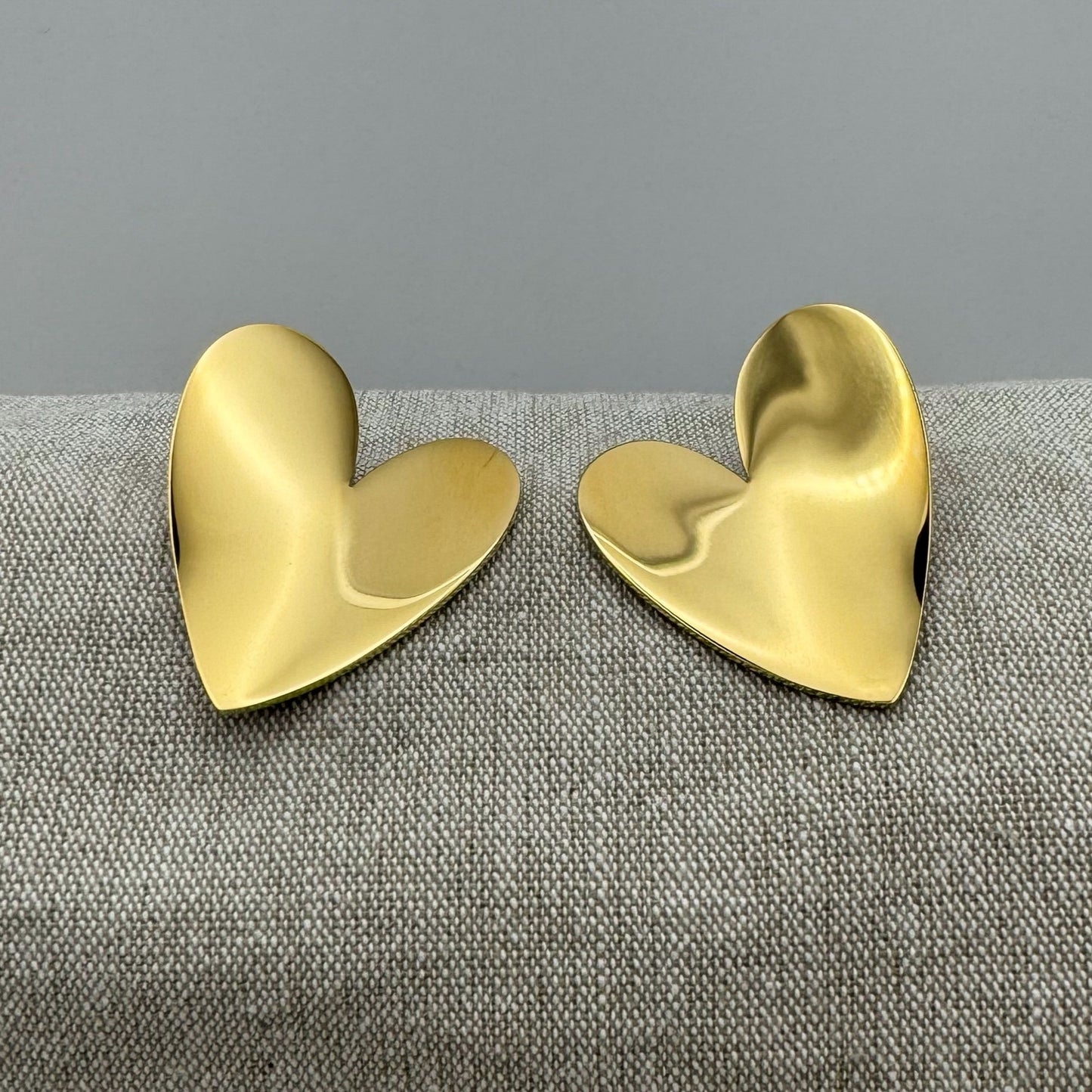 Golden Valentine Earring