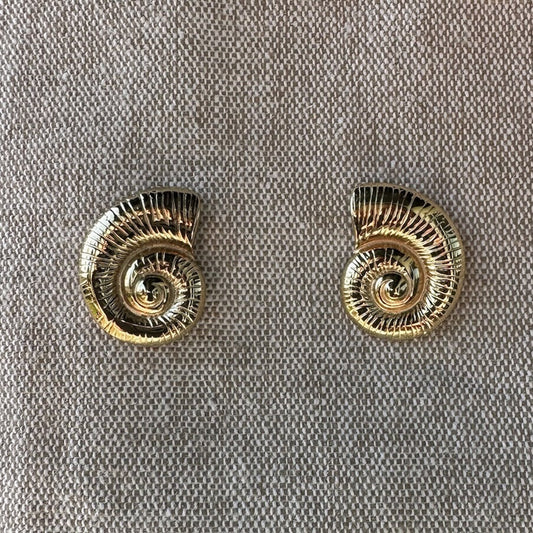 Shell Earring