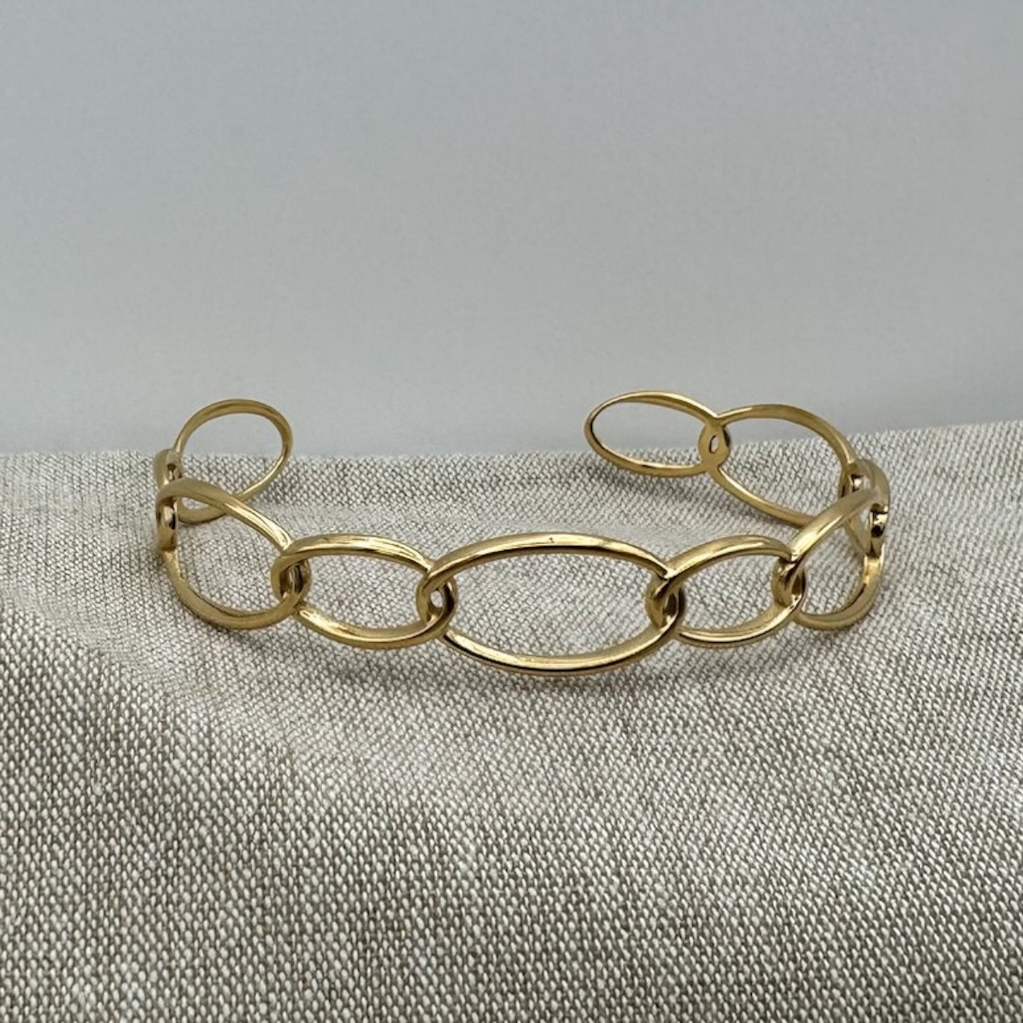 Oval Mix Bangle