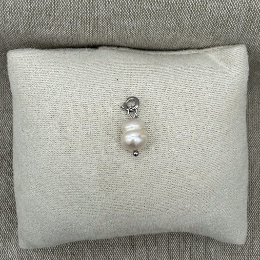 Pearly Charm Silver