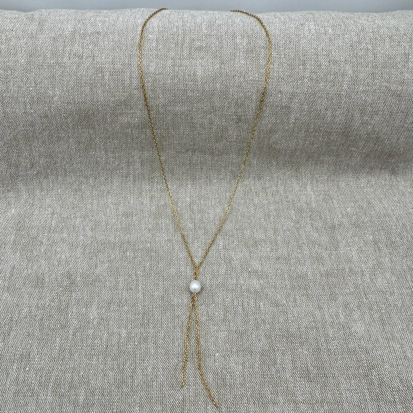 Sliding Pearl Necklace
