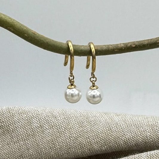Pearl Drop Earring