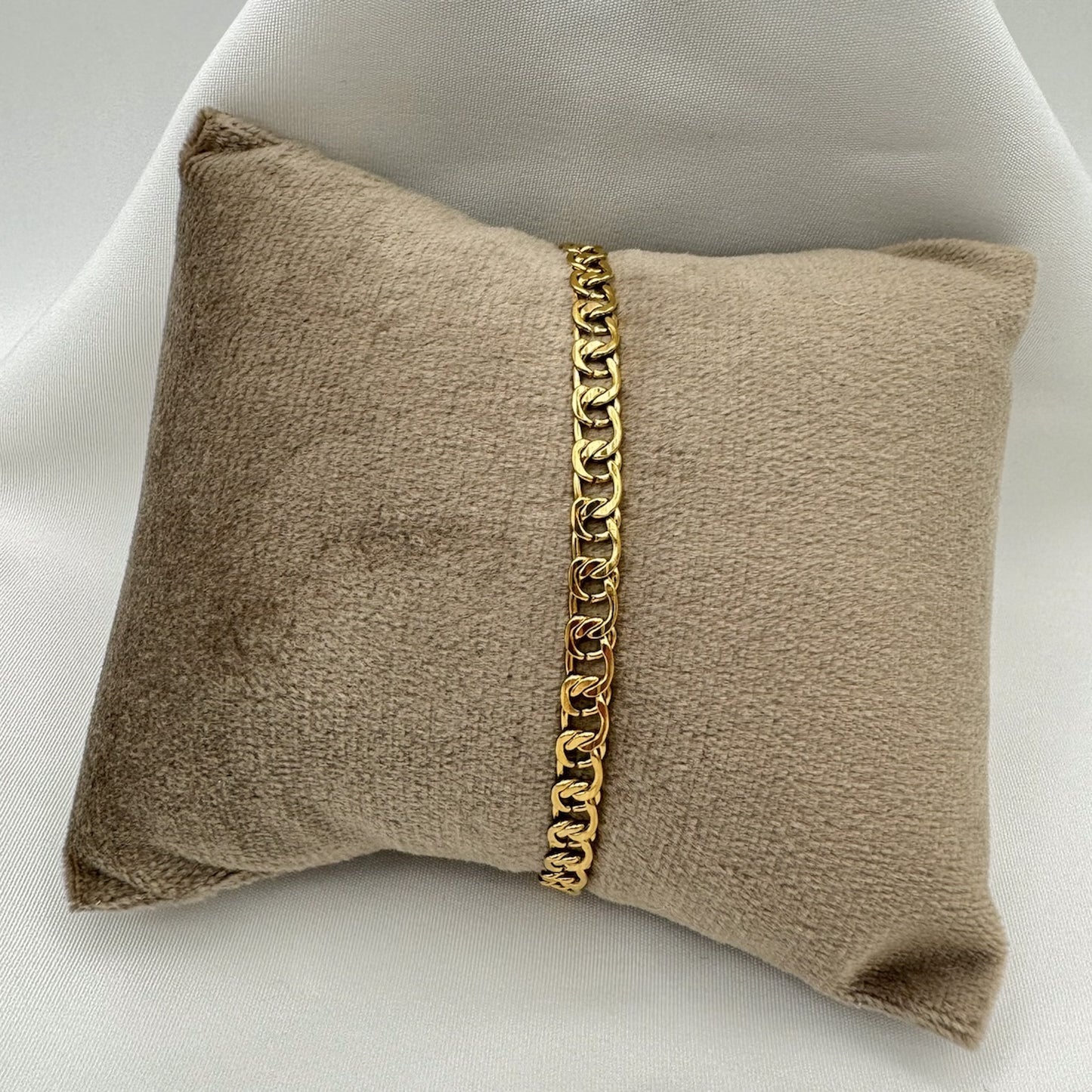 Flat Link Bracelet