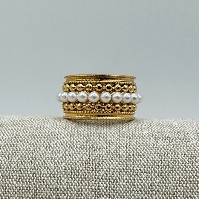 Pearly Shine Ring